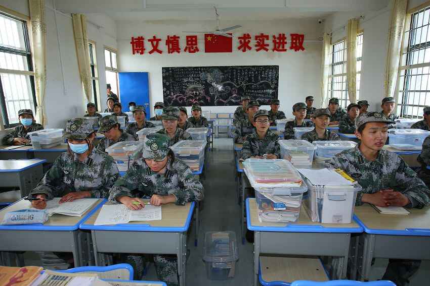 孩子初二厭學怎么辦 查找初二厭學的原因(圖2)