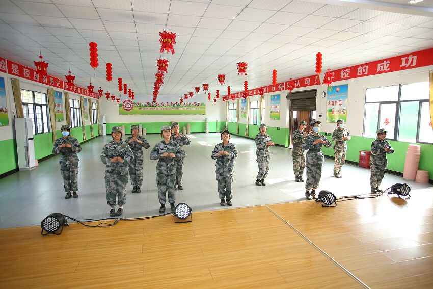 孩子不聽話千萬別把孩子教養(yǎng)成一個(gè)不受歡迎